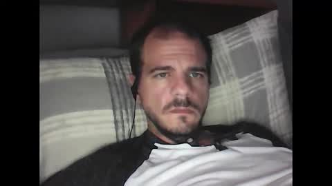 Snapshot of skippy6988 chatting on 09/27/25, 06:46 Easy-E online show from 09/27/25, 06:46