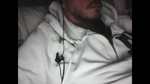 Snapshot of skippy6988 chatting on 10/14/25, 01:01 Easy-E online show from 10/14/25, 01:01