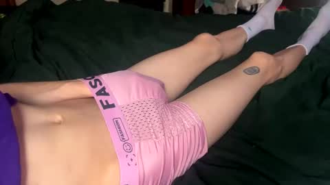 Snapshot of skittles933 chatting on 02/12/26, 01:06 Skittles online show from 02/12/26, 01:06