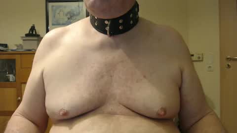 Snapshot of sklave_ol chatting on 12/21/24, 05:58 sklave_ol online show from 12/21/24, 05:58