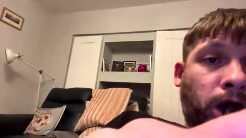 skuzzy25 online show from 04/09/26, 10:26