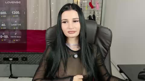 Eliza online show from 09/16/25, 09:38