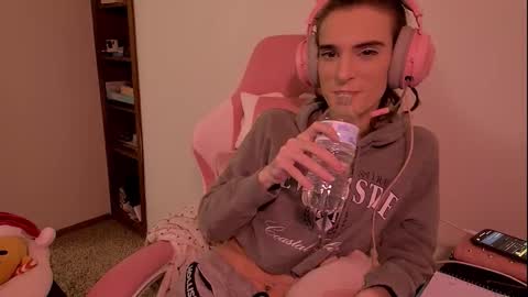 Gem online show from 12/01/25, 06:18