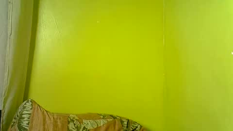 Snapshot of sky_beb chatting on 05/23/26, 01:59 sky_beb online show from 05/23/26, 01:59