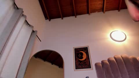 Sky Caroline online show from 02/03/26, 09:20