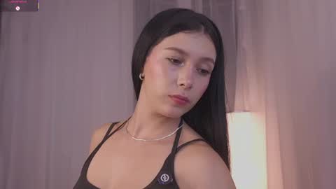 Snapshot of sky_dkt chatting on 07/14/26, 12:13 Sky online show from 07/14/26, 12:13
