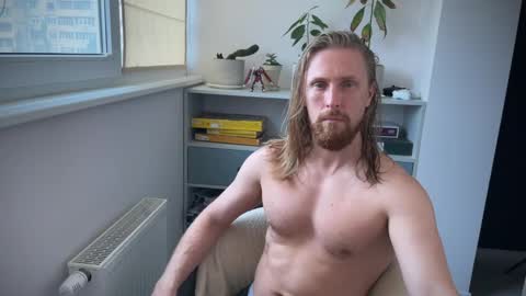 Snapshot of sky_guy25 chatting on 10/02/25, 08:21 sky_guy25 online show from 10/02/25, 08:21