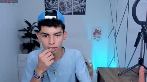 Daniel online show from 11/30/25, 03:43