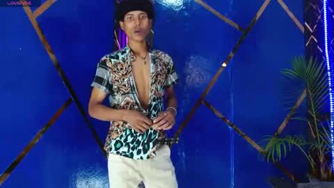 sky_walkerss online show from 04/20/26, 06:53