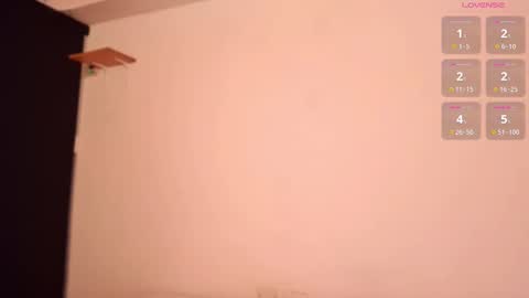 Snapshot of skyamber8v2 chatting on 09/11/25, 02:00 Vi online show from 09/11/25, 02:00