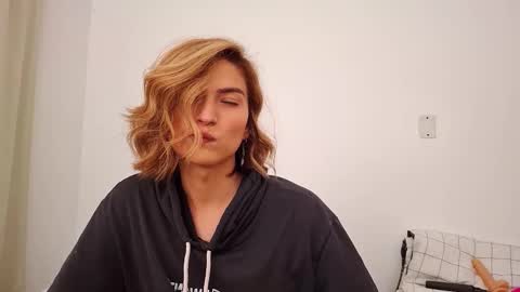 Vi online show from 02/14/26, 01:57