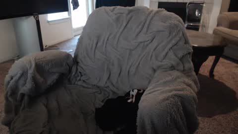 SKYLE   online show from 10/06/25, 08:06