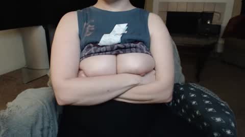 SKYLE   online show from 03/31/26, 04:46