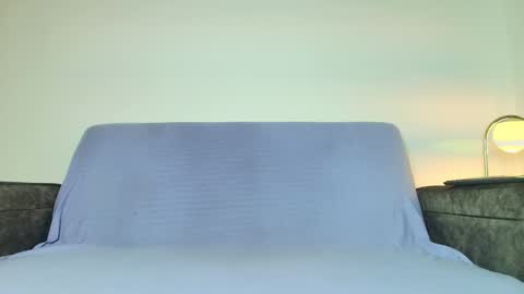 skye moore online show from 09/18/25, 12:40