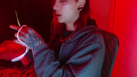 Snapshot of skykar chatting on 09/11/25, 03:17 reep online show from 09/11/25, 03:17