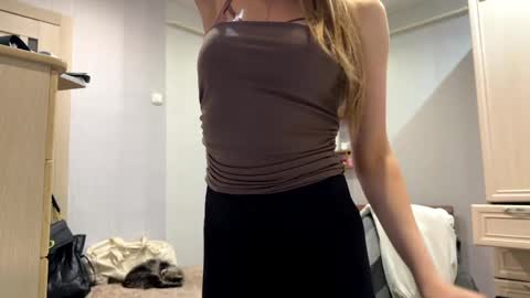 Aurora online show from 04/01/26, 01:41