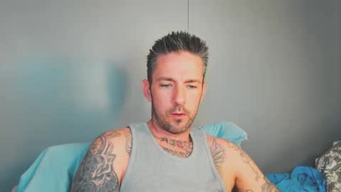 Snapshot of skylarrgrey chatting on 05/17/26, 07:32 SkylarGrey online show from 05/17/26, 07:32