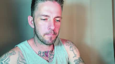 Snapshot of skylarrgrey chatting on 06/11/26, 01:05 SkylarGrey online show from 06/11/26, 01:05