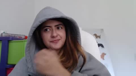 Snapshot of skyler1195 chatting on 02/25/25, 07:25 Skyler online show from 02/25/25, 07:25