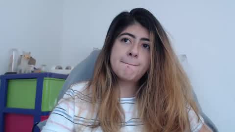 Snapshot of skyler1195 chatting on 03/09/25, 06:00 Skyler online show from 03/09/25, 06:00