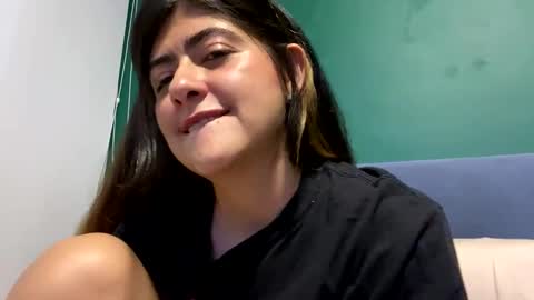 Snapshot of skyler1195 chatting on 10/04/25, 11:03 Skyler online show from 10/04/25, 11:03