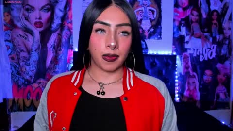 Snapshot of skyler__blue4 chatting on 04/04/26, 01:04 blue online show from 04/04/26, 01:04