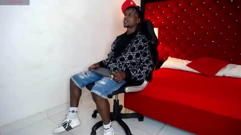 SKYLERBIGXXX online show from 09/22/25, 03:19