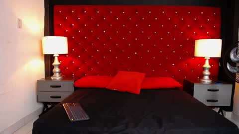 SKYLERBIGXXX online show from 11/07/25, 04:12