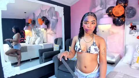 skylerbloom online show from 10/31/25, 03:29