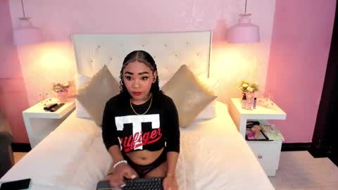 skylerbloom online show from 11/28/25, 02:25