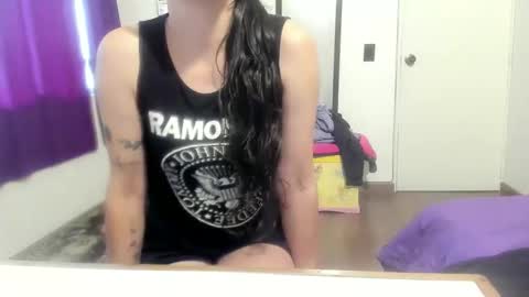 skyler online show from 11/23/25, 09:14