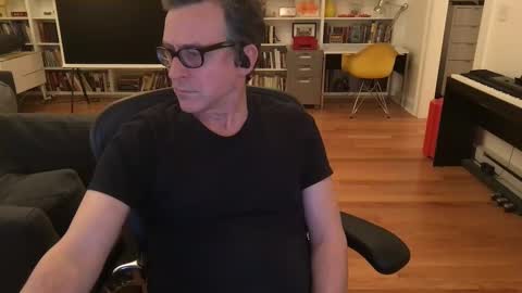 Snapshot of skyline3371 chatting on 02/08/25, 07:15 Skyline3371 online show from 02/08/25, 07:15