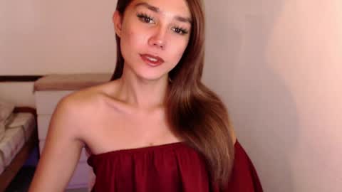 Snapshot of skyllerkent chatting on 07/25/26, 05:27 Sky online show from 07/25/26, 05:27