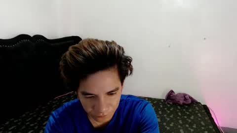 Snapshot of skyloquitexx chatting on 04/11/26, 05:12 skyler online show from 04/11/26, 05:12