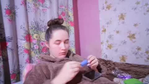 Snapshot of skyressie333 chatting on 01/16/25, 02:51 skyressie333 online show from 01/16/25, 02:51