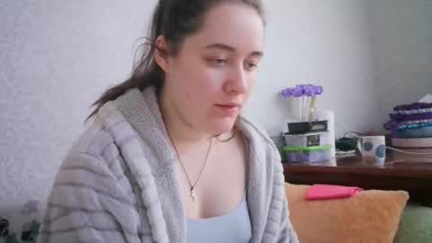 Snapshot of skyressie333 chatting on 02/19/25, 10:12 skyressie333 online show from 02/19/25, 10:12