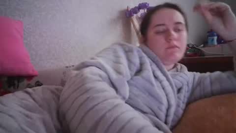 Snapshot of skyressie333 chatting on 02/27/25, 01:38 skyressie333 online show from 02/27/25, 01:38