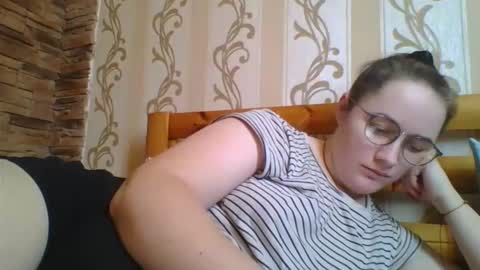 Snapshot of skyressie333 chatting on 02/06/26, 09:23 skyressie333 online show from 02/06/26, 09:23