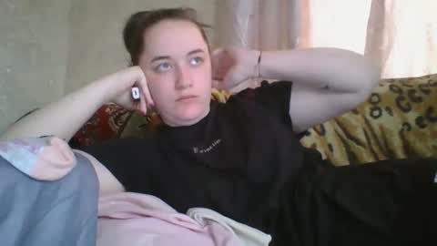 skyressie333 online show from 04/03/26, 04:54