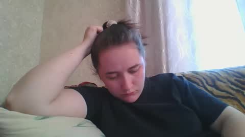 skyressie333 online show from 04/04/26, 11:51