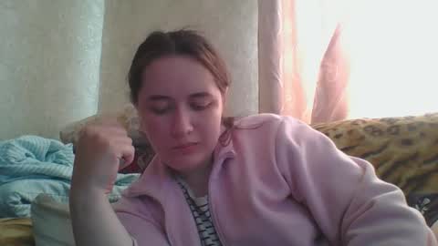 skyressie333 online show from 04/14/26, 08:20