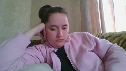 skyressie333 online show from 04/20/26, 06:27