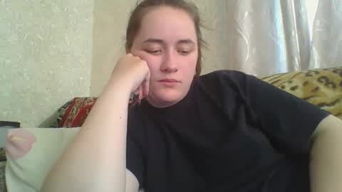 skyressie333 online show from 04/23/26, 02:30