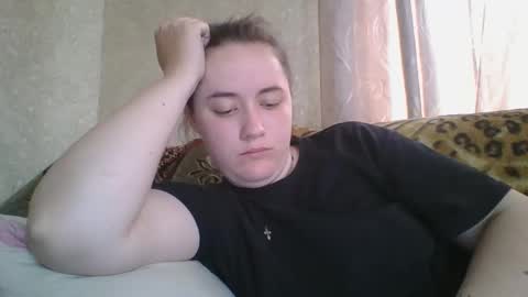 skyressie333 online show from 04/26/26, 06:22