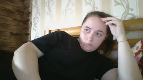 skyressie333 online show from 04/26/26, 06:38