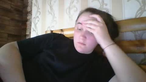 skyressie333 online show from 04/27/26, 07:12