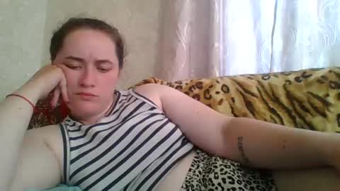Snapshot of skyressie333 chatting on 06/18/26, 02:21 skyressie333 online show from 06/18/26, 02:21