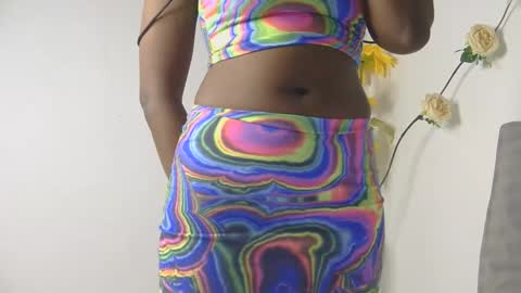 Bella online show from 04/01/26, 01:50