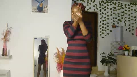 Snapshot of skyy_brown chatting on 06/09/26, 12:55 Bella online show from 06/09/26, 12:55