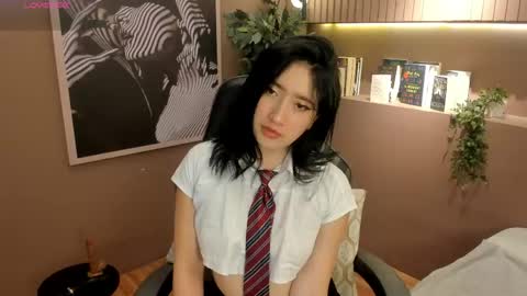 Snapshot of skyylee_ chatting on 05/25/26, 01:50 abby online show from 05/25/26, 01:50